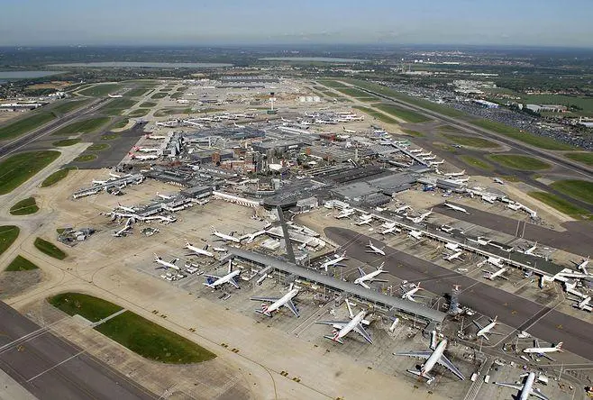 全球第一大机场在哪里（世界十大国际机场排名）-第3张图片-飞扬号