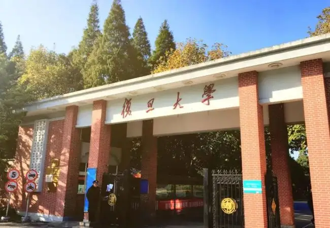 中国十大名校排名大学（国内最顶尖的大学排行）-第3张图片-飞扬号