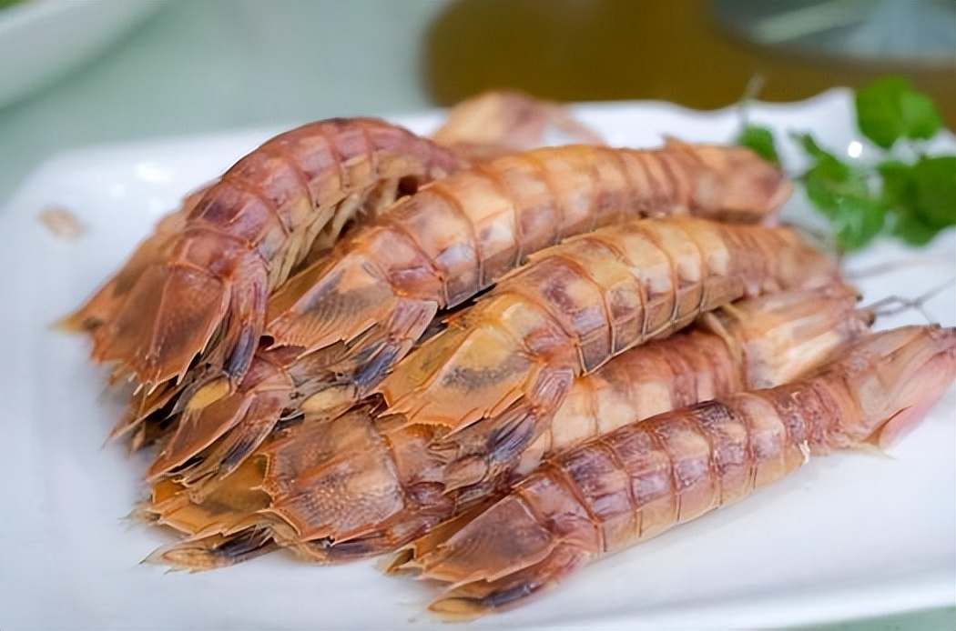 蒸皮皮虾的最佳时间是多少分钟，是冷水上锅还是沸水上锅-第1张图片-飞扬号